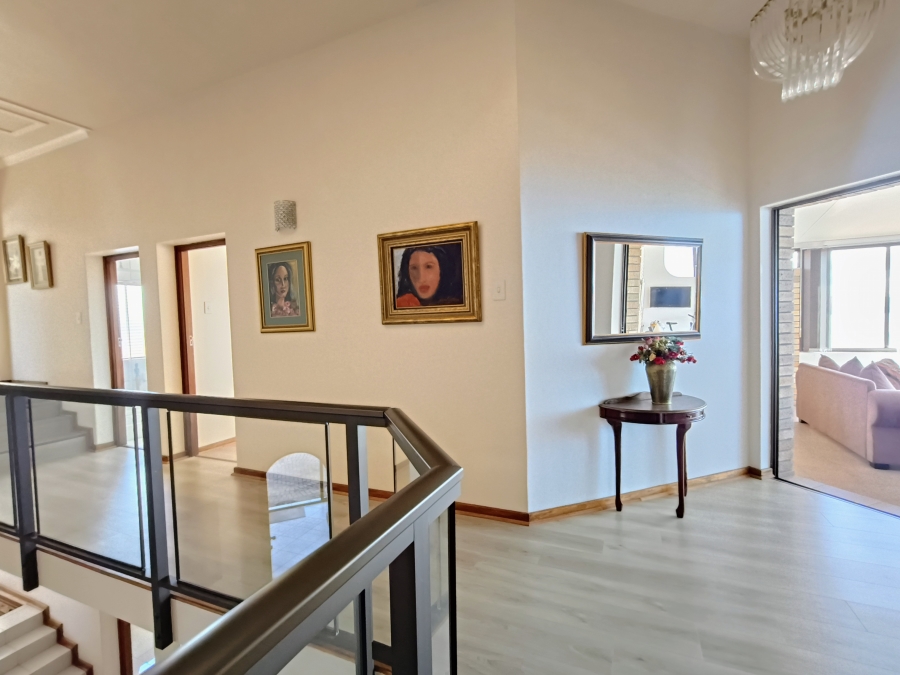 4 Bedroom Property for Sale in Wavecrest Eastern Cape